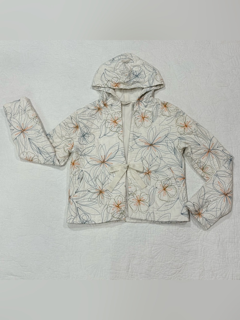J. Jill Women’s Quilted Floral Hooded Jacket Size XS White Embroidered Front Tie